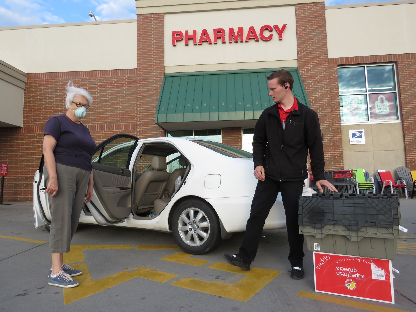 Safe shopping in Kearney pick-up line